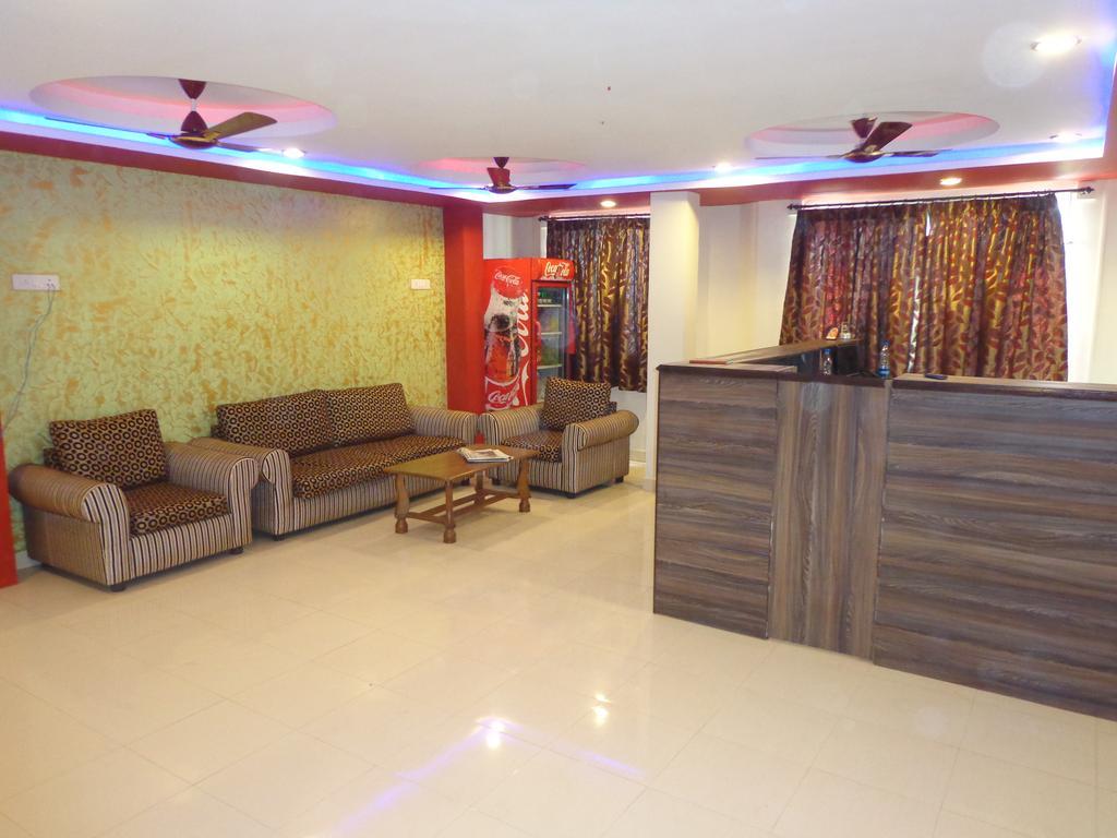 Kek Accommodation Chennai Luaran gambar