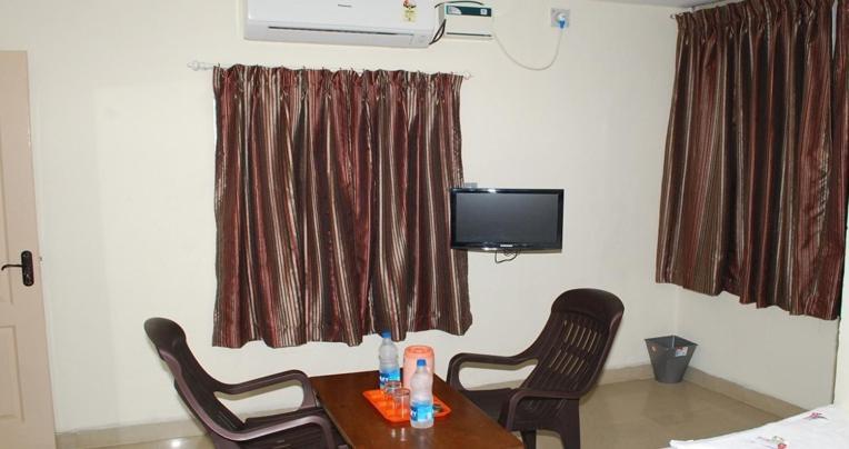 Kek Accommodation Chennai Bilik gambar
