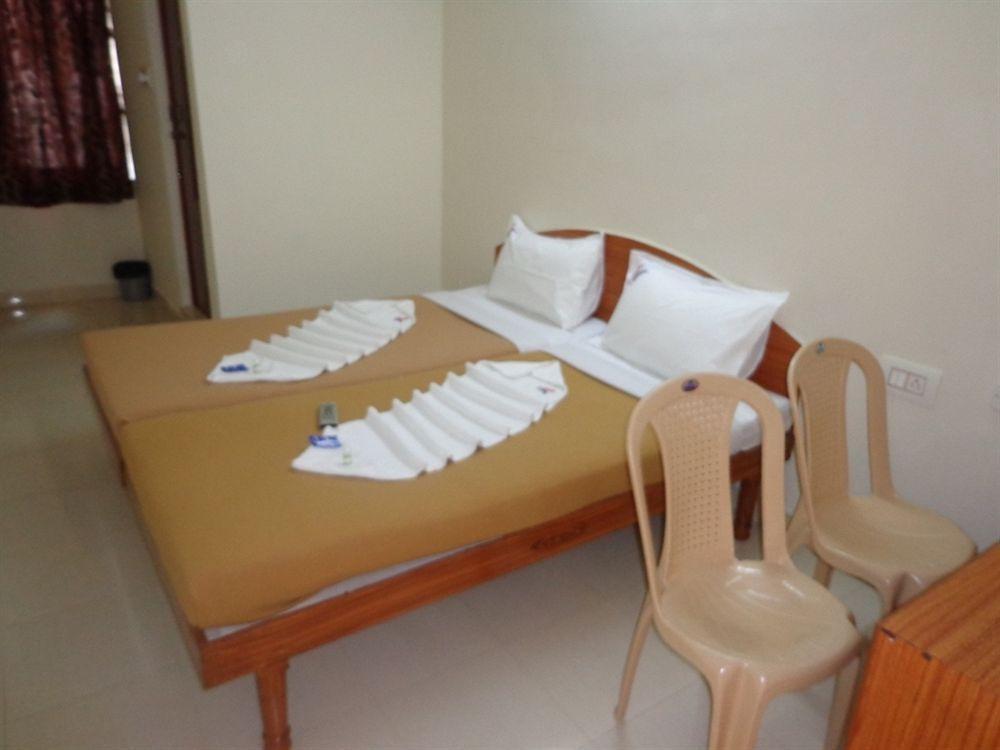 Kek Accommodation Chennai Luaran gambar