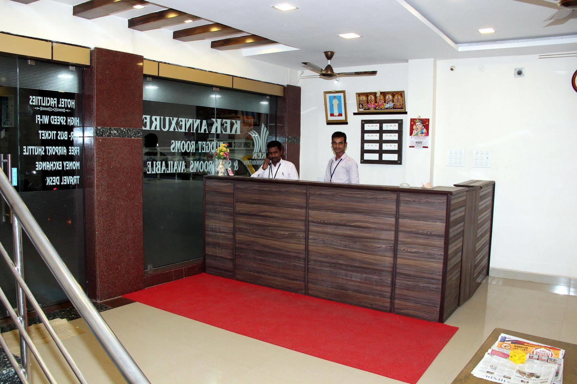 Kek Accommodation Chennai Luaran gambar